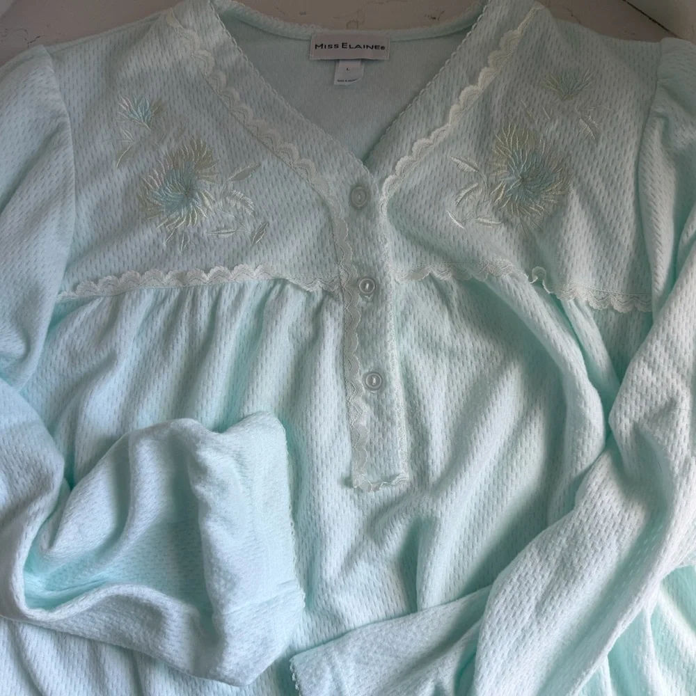 Miss Elaine green nightgown long sleeve sz L‎